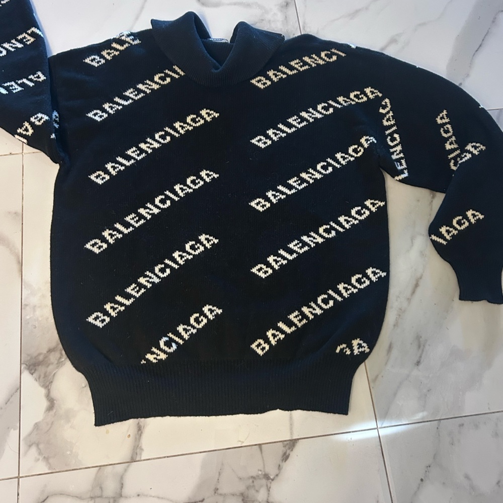 Balenciaga Black Knit Zip-Up Logo Sweater - Picture 3 of 10